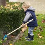 Kinderhark met houten steel			